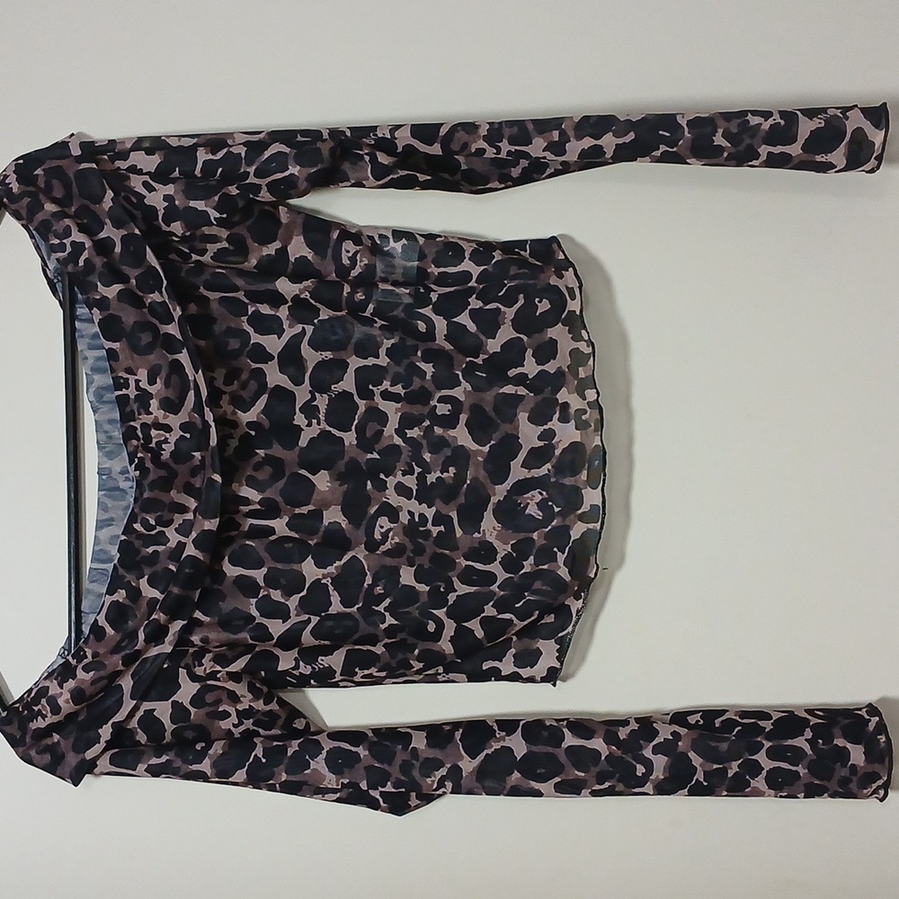 Leopard Print Off-Shoulder Top